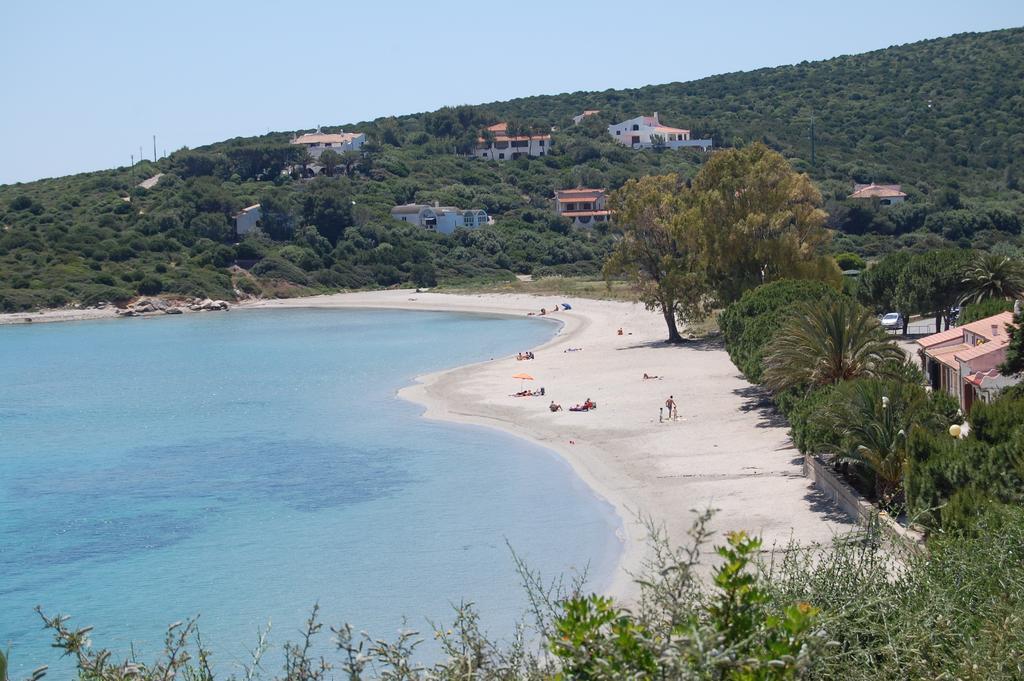 Domo La Vela Hotel Sant'Antioco Bagian luar foto